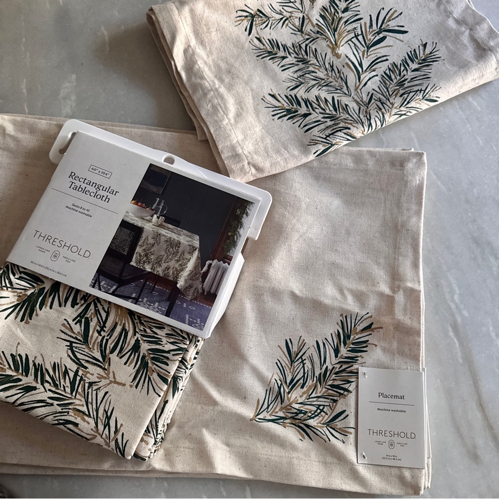 Threshold Cotton Linen Dinning Bundle Tablecloth + Table Runner + 6 Placemat
